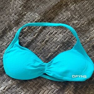 Dfyne sports bra